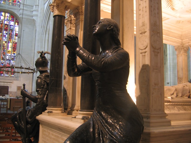 La statue de la Foi