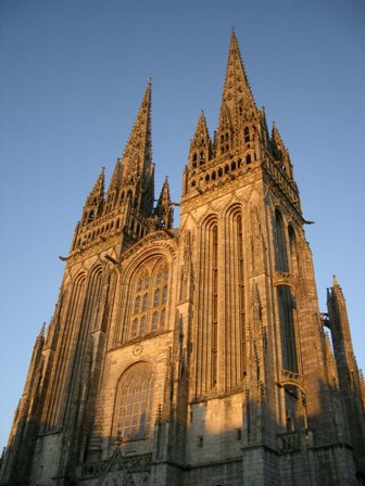 http://nantescathedrale.free.fr/images/quimper.jpg